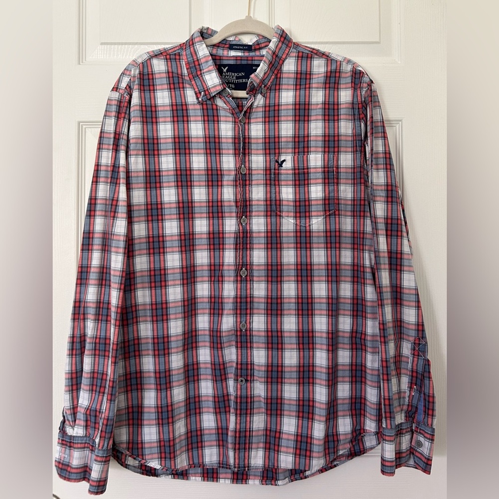 American Eagle Collared Button-Down